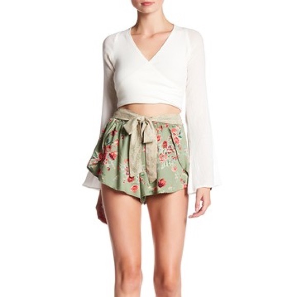 Angie Pants - 🔴 🔥Tied waist flowy shorts 🔥