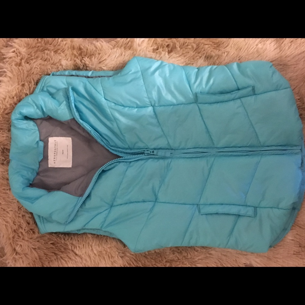 Aéropostale vest