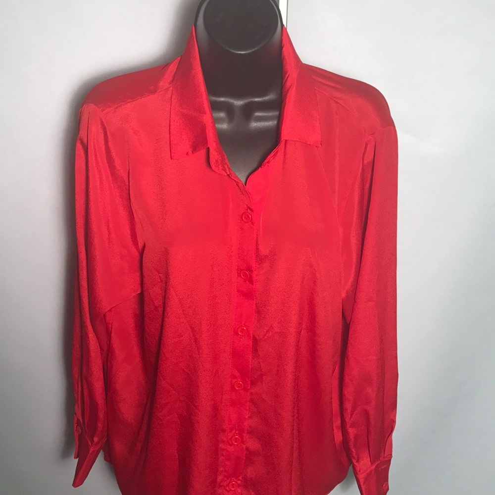 Freshmint elegant red blouse