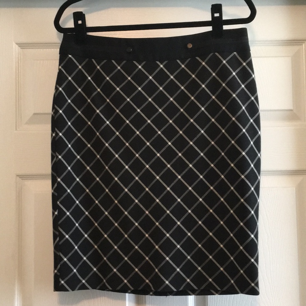 The Limited black and white skirt
