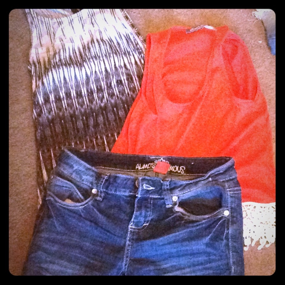 Bundle!  Juniors size 3 capris. With 2 shirts
