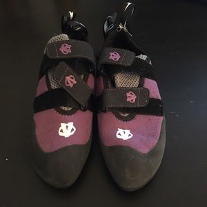 Women's Evolv Elektra VTR climbing shoes