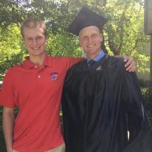 Meet your Posher, Derek