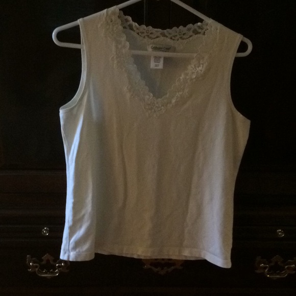Coldwater Creek Sz S Cream lace trimmed tank. EUC - Picture 1 of 3