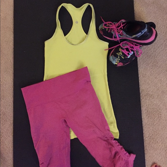 Reversible lime green workout tank lululemon - Picture 1 of 3