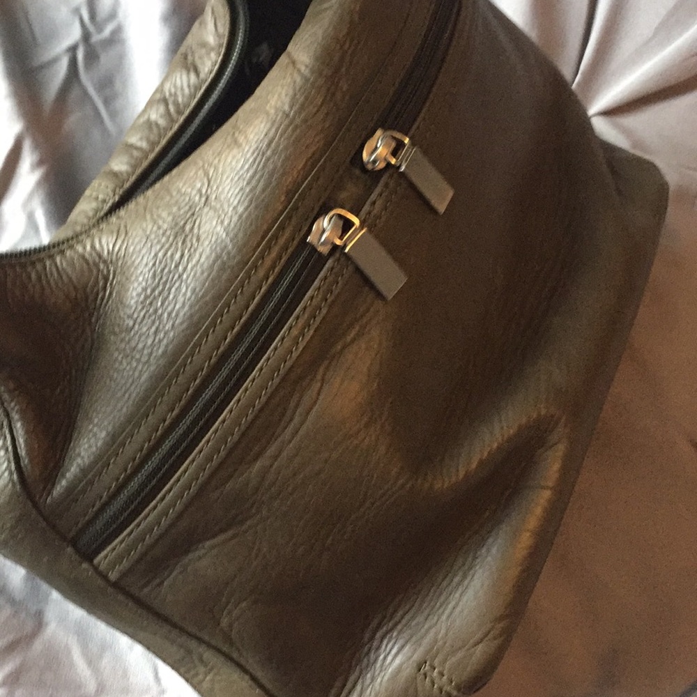 Purse - Picture 3 of 5