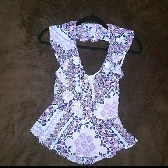 ⤵⤵🍁High-Low V-Neck Halter by Express - Picture 2 of 6