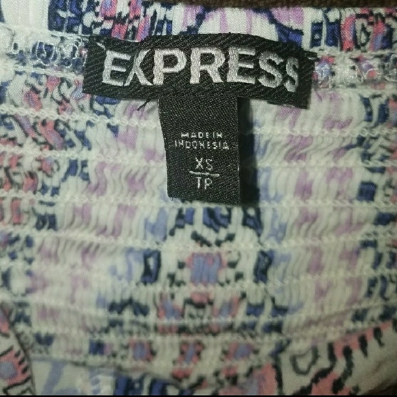 ⤵⤵🍁High-Low V-Neck Halter by Express - Picture 5 of 6