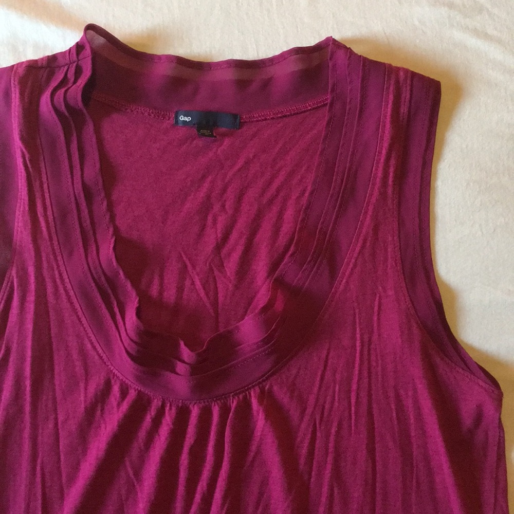 3/$15 GAP Purple Tank