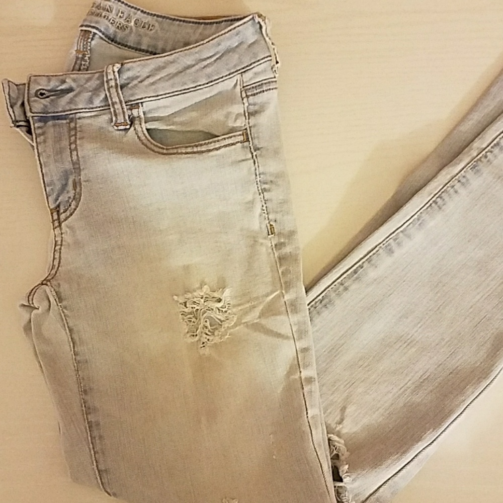 Light Blue American Eagle Jeans