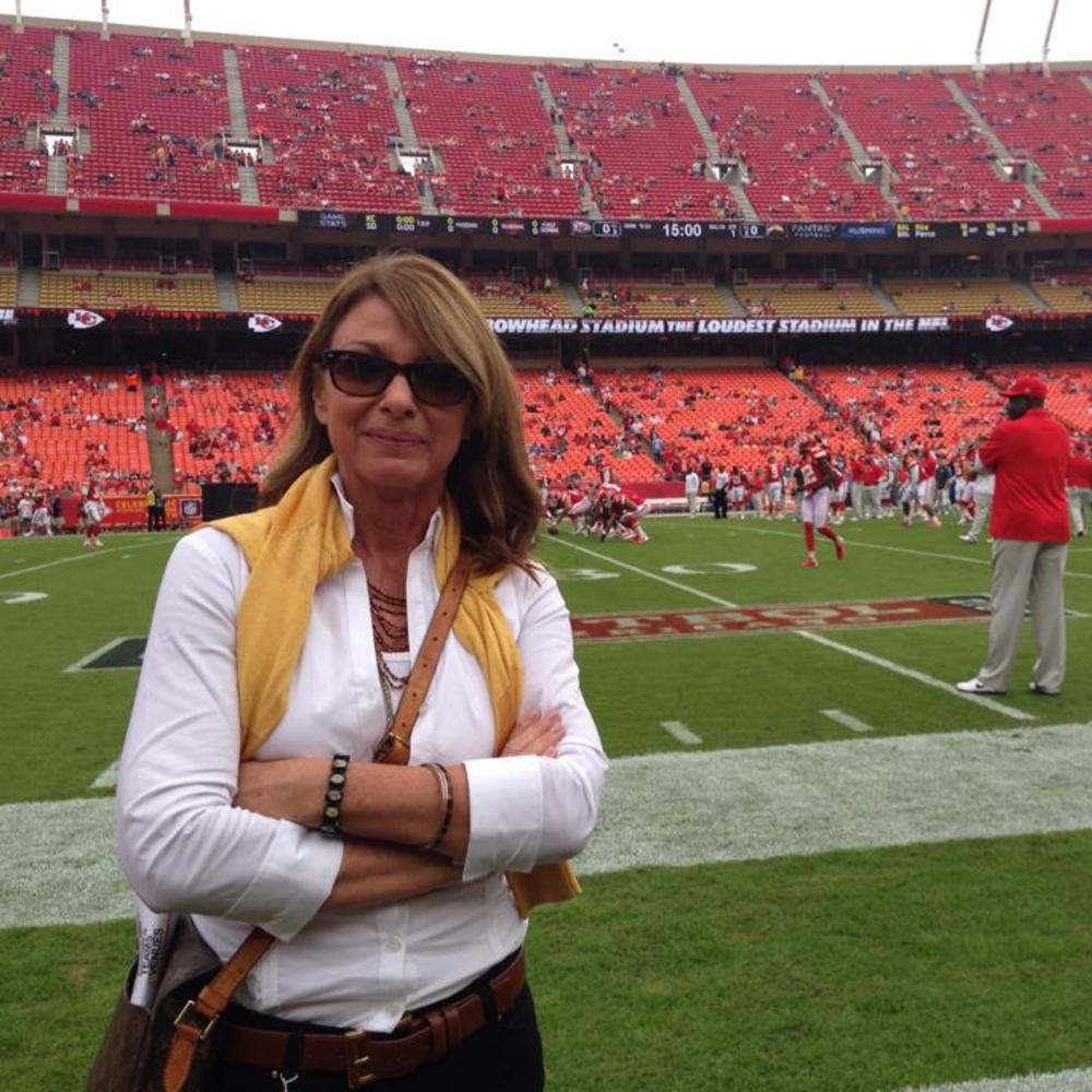 Meet your Posher, Suzanne