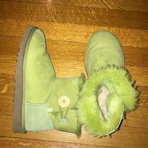 Bailey Button UGGS