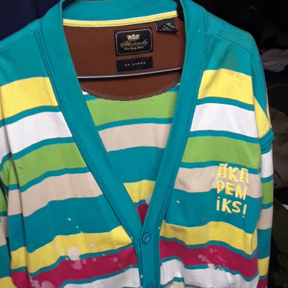 Akademiks Sweater