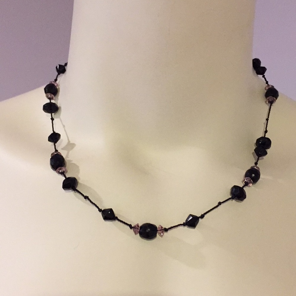 $8 or free gift 🎁 with purchase. Glass bead