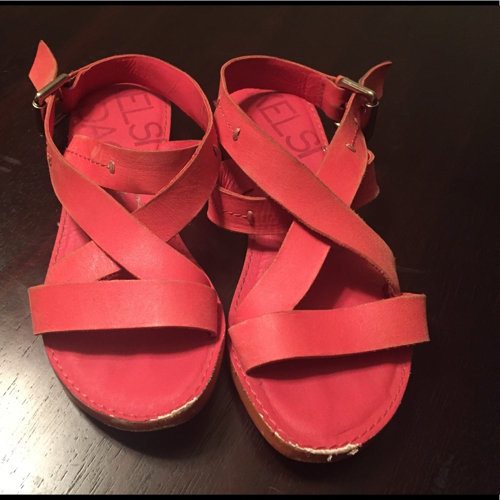 Kelsi Dagger Sandals