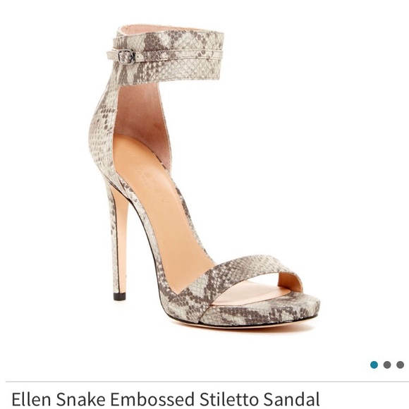 Halston Heritage Shoes - 🎉🎉JUST REDUCED🎉🎉Halston Heritage heels