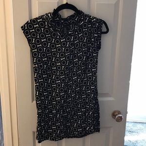 H&M black and white top