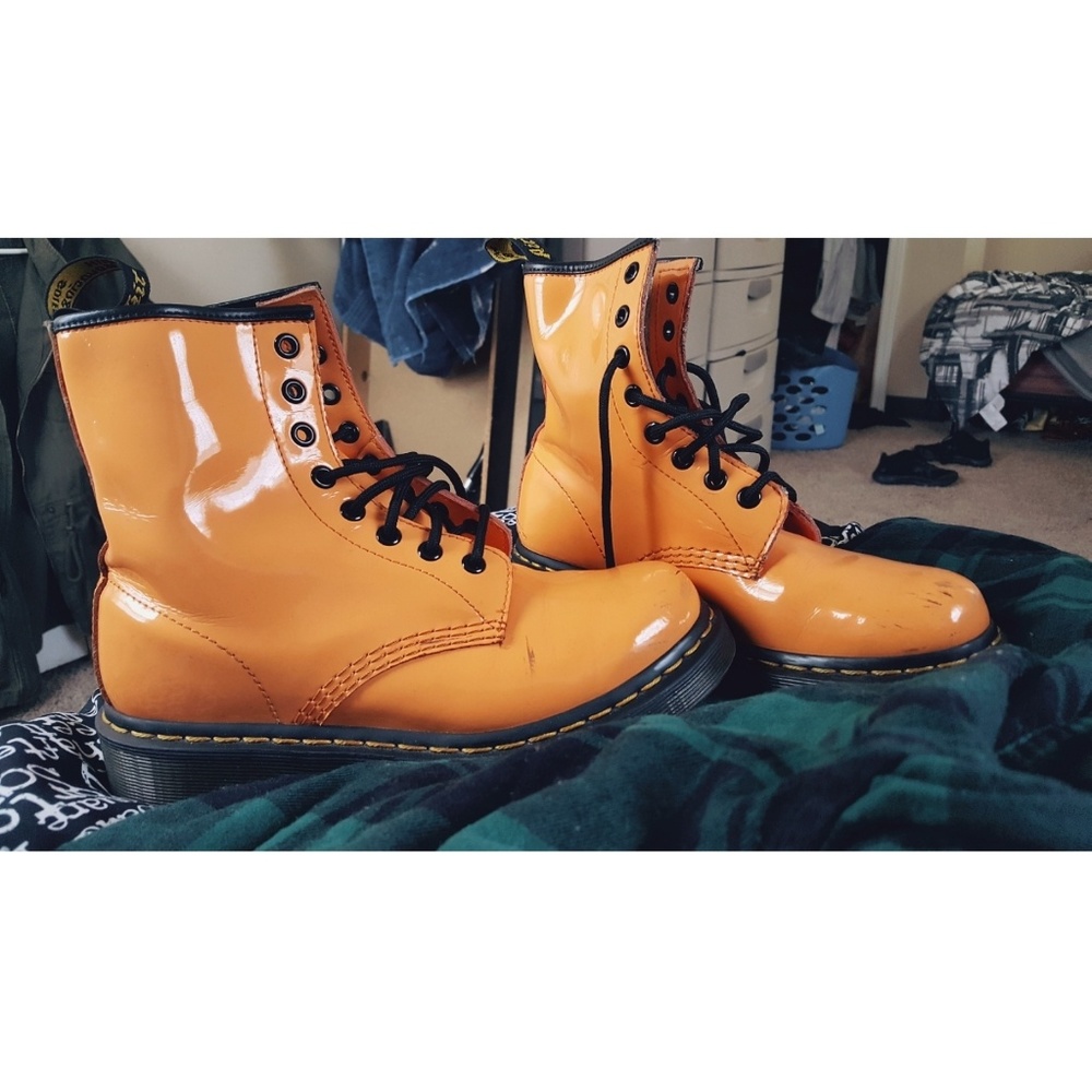 Rare color Dr. Martens