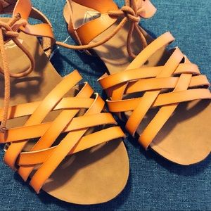 🔥FINAL PRICE🔥- Roxy - Tie ankle sandals