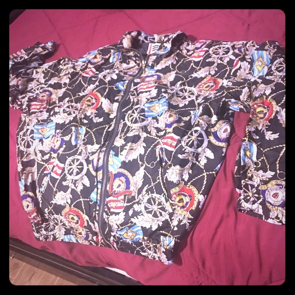 🤑SOLD🤑 Vintage windbreaker - Picture 2 of 5