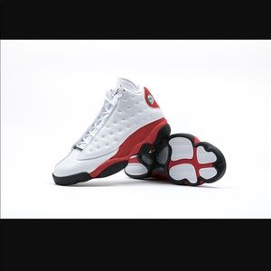 FIRM PRICE !! Jordan 13 (OG) Chicago VNDS Fire Red