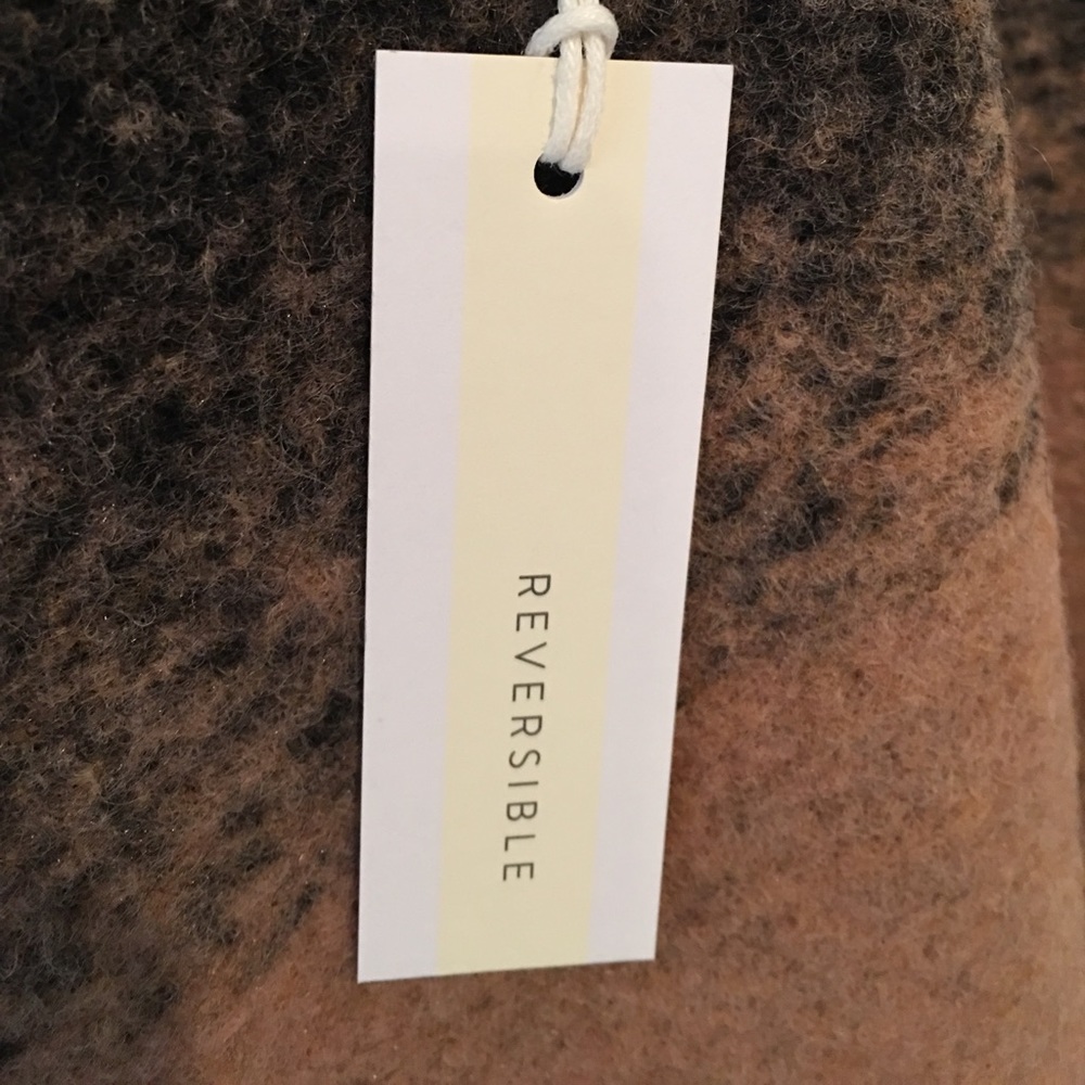 NWT Anthropologie Wintertide Reversible Poncho - Picture 7 of 8