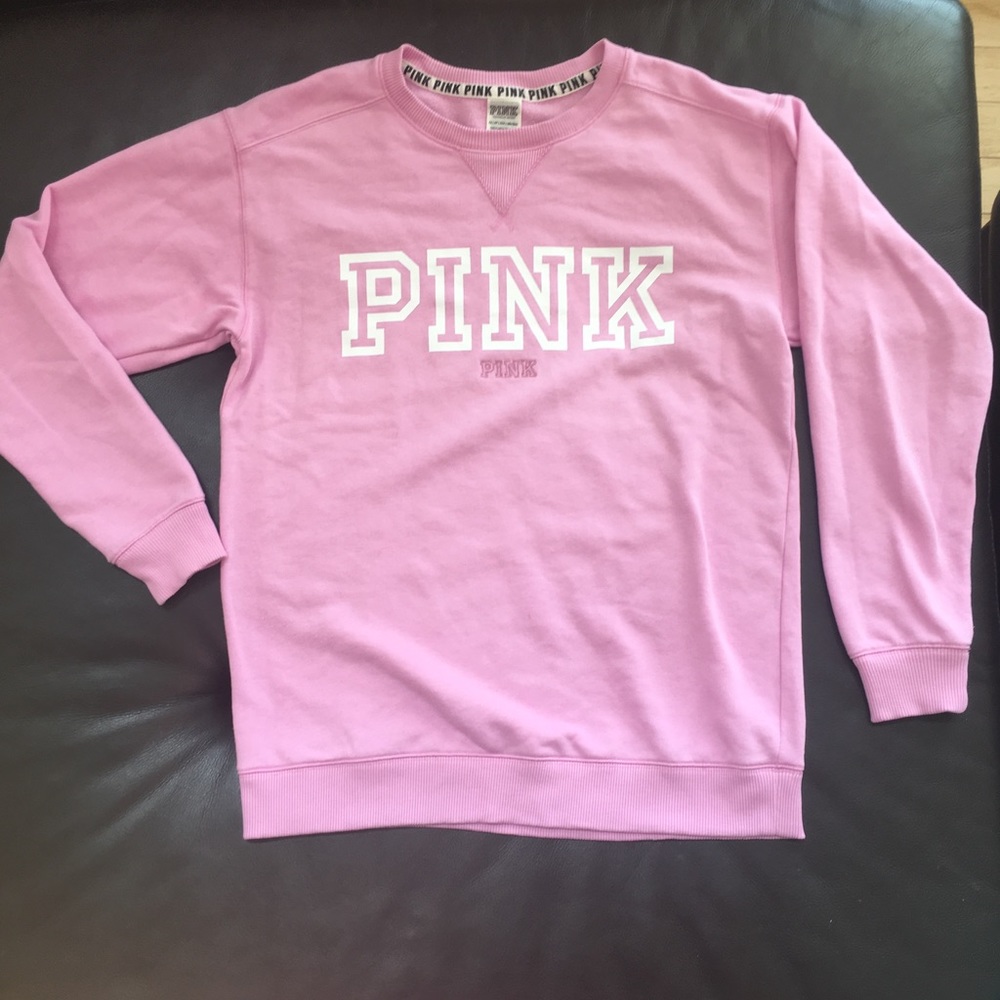SOLD 📦 : Pink Pullover
