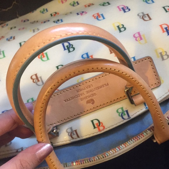 Dooney & Bourke shoulder bag - Picture 7 of 7