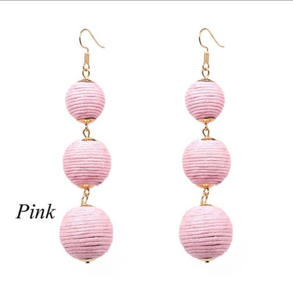 As seen on Today w/KathiLee & Hoda PomPom earrings - Picture 1 of 6