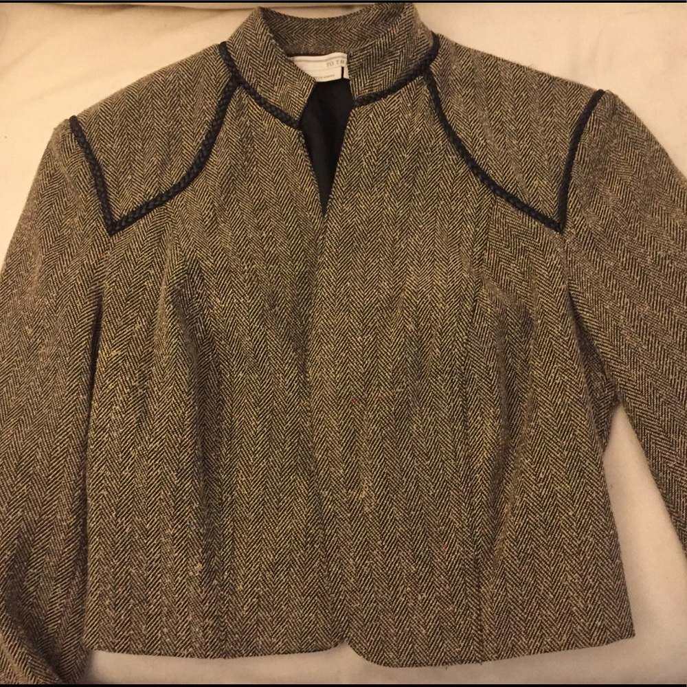 💥Price Drop! To the Max jacket! XS