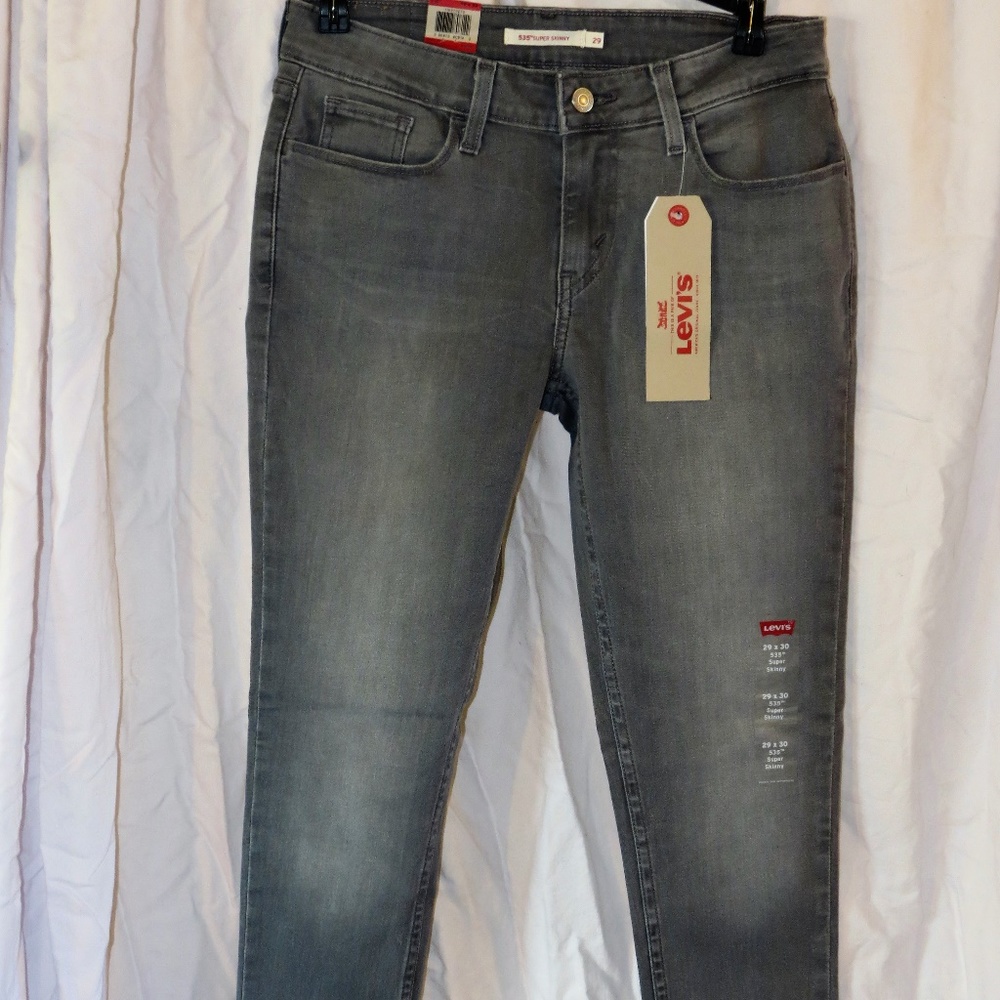 New Levi Skinny Jeans
