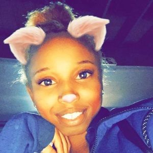 Meet your Posher, Celeste