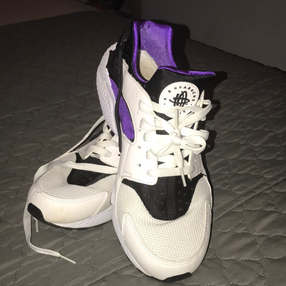 MENS Nike Huaraches