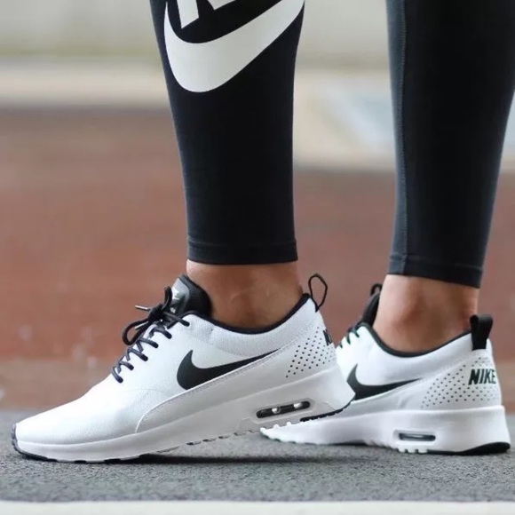 womens nike max thea white