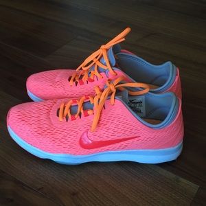 Nike zoom fit training shoes