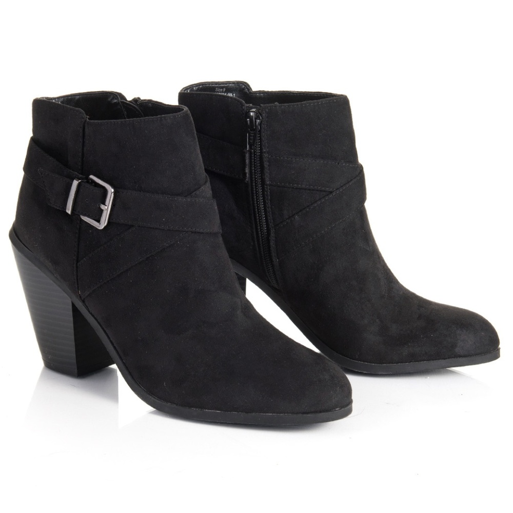 Banana Republic Black Suede Ankle Boots Size 9