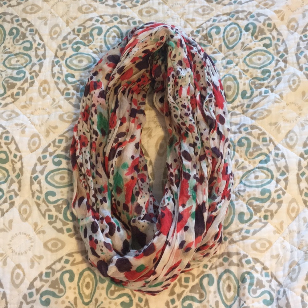 Target - multicolored infinity scarf