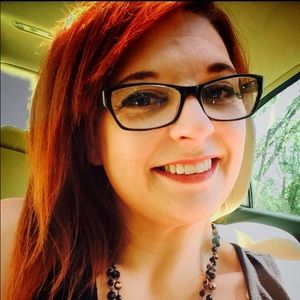 Meet your Posher, Stacie