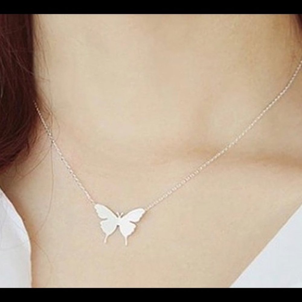 Brand new butterfly pendant necklace