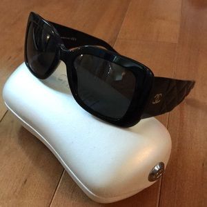 Authentic CHANEL sunglasses 😎🛍✨ sunnies