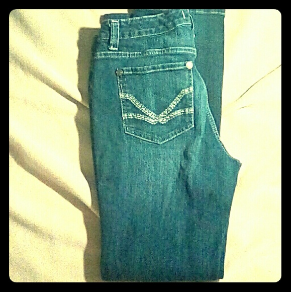 Cute, blue jeans, great quality - Picture 1 of 2