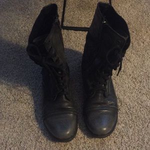 Blackish grey Steve Madden combat boots
