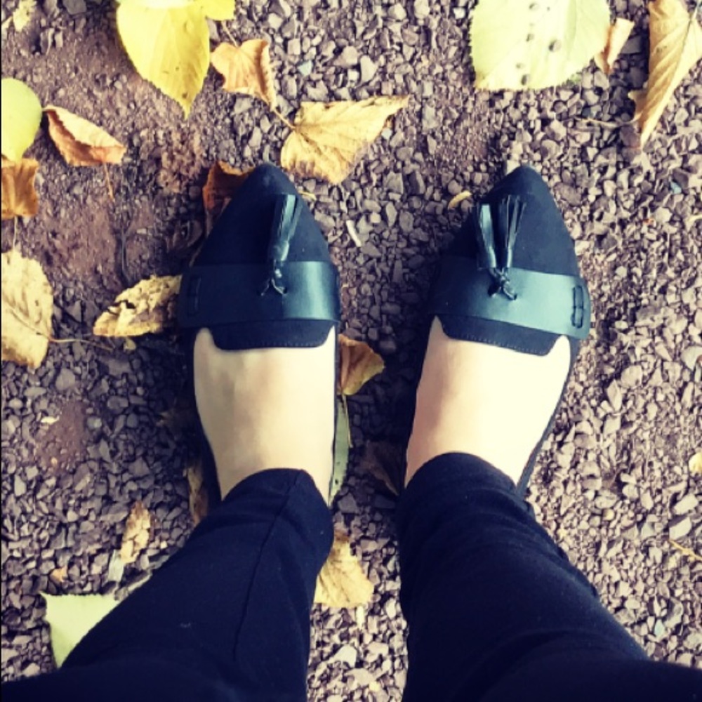 SOLD!!! Black pointed flats with tassel detail.