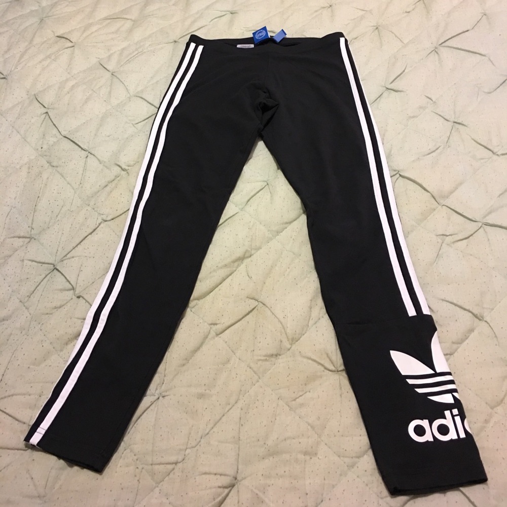 Adidas leggings
