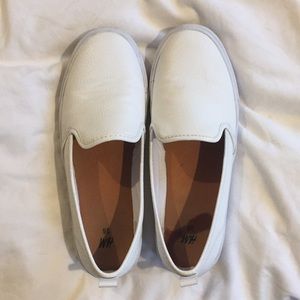 H&M Off white slip ons