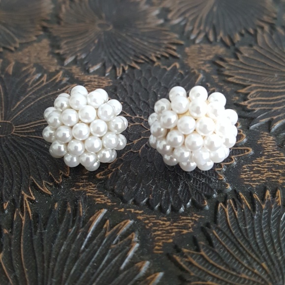 Cluster earrings NWOT - Picture 1 of 3