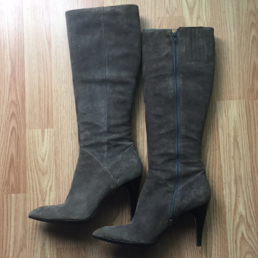 Via Spiga grey suede pointy toe boots - Picture 2 of 5