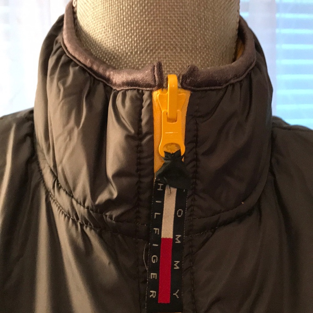 Tommy Hilfiger Vest Sz S reversible yellow gray - Picture 6 of 8