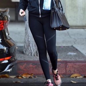 Alo Yoga Talia legging sz M