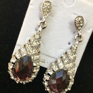Coke Color Earrings With silver stone accent